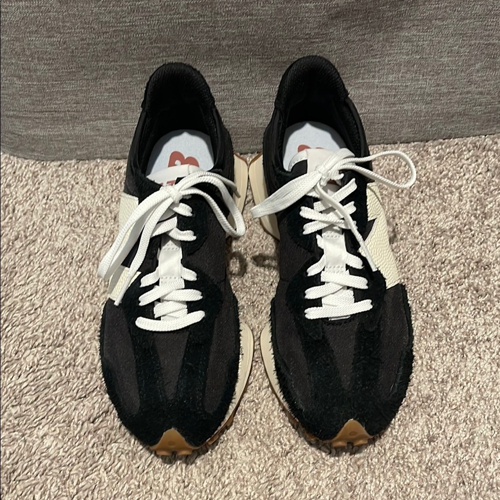 New Balance 327 black with cream